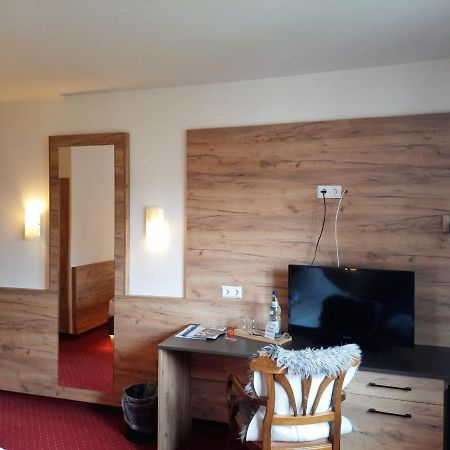 בקסבאך Hotel Haus Krone מראה חיצוני תמונה