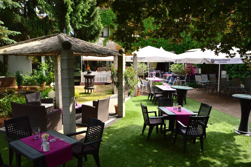 בקסבאך Hotel Haus Krone מראה חיצוני תמונה