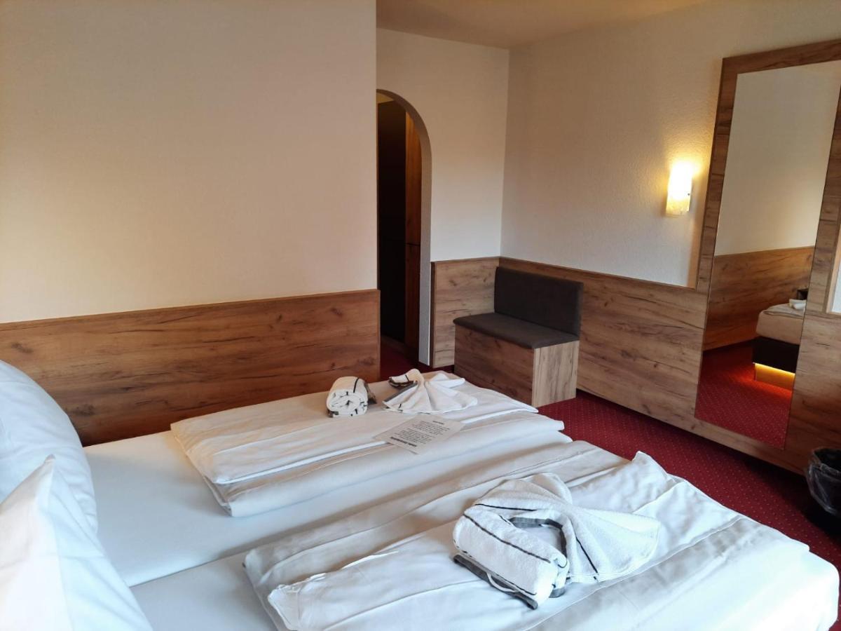 בקסבאך Hotel Haus Krone מראה חיצוני תמונה
