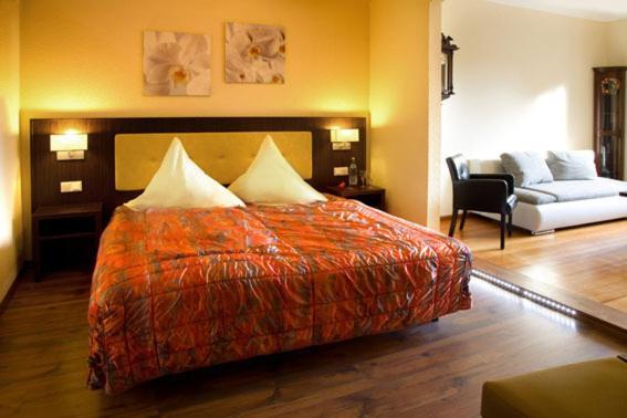 בקסבאך Hotel Haus Krone מראה חיצוני תמונה